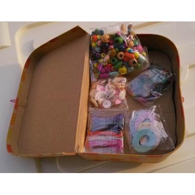 MAKE YOUR OWN JEWELRY BEADS KIT